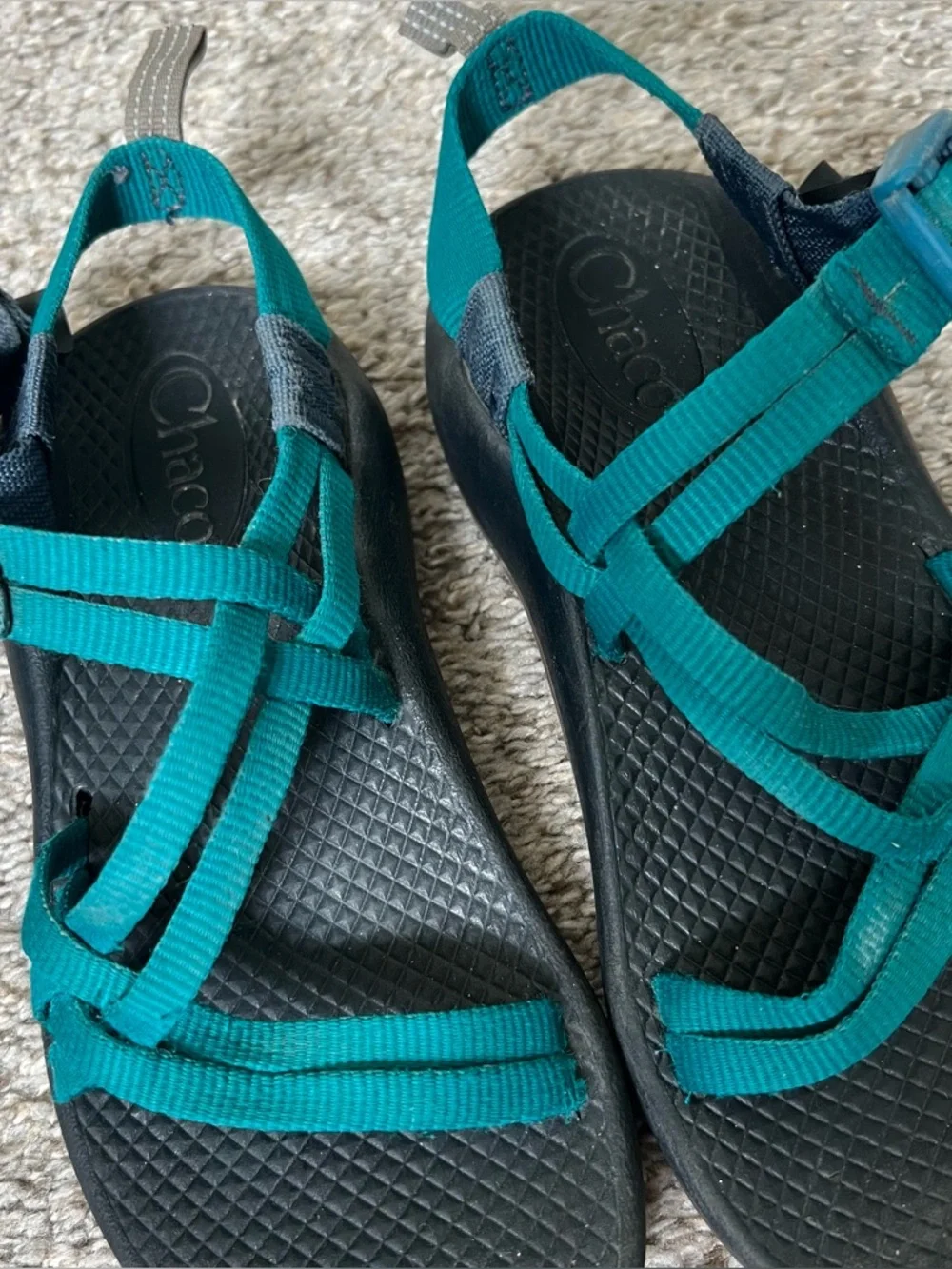 Chaco Kids Teal and Black Sport Sandals Size 1